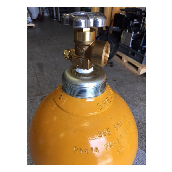 M2750A High Pressure UN Breathing Air Cylinder, 6000PSI - Detail